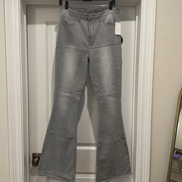 Articles of Society, High Rise Flared Jeans Size 30 - Picture 4 of 4